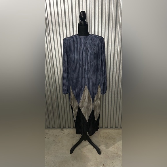 Women’s Pierre Labiche Blue Vintage Long Sleeve Polyester Geometric Dress Size 6 - Picture 1 of 3